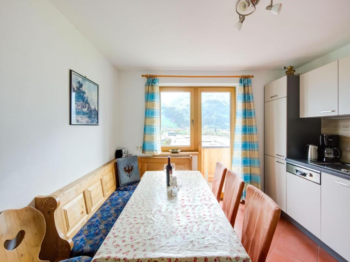 Scenic Apartment In Tirol With Garden Kaltenbach Eksteriør bilde