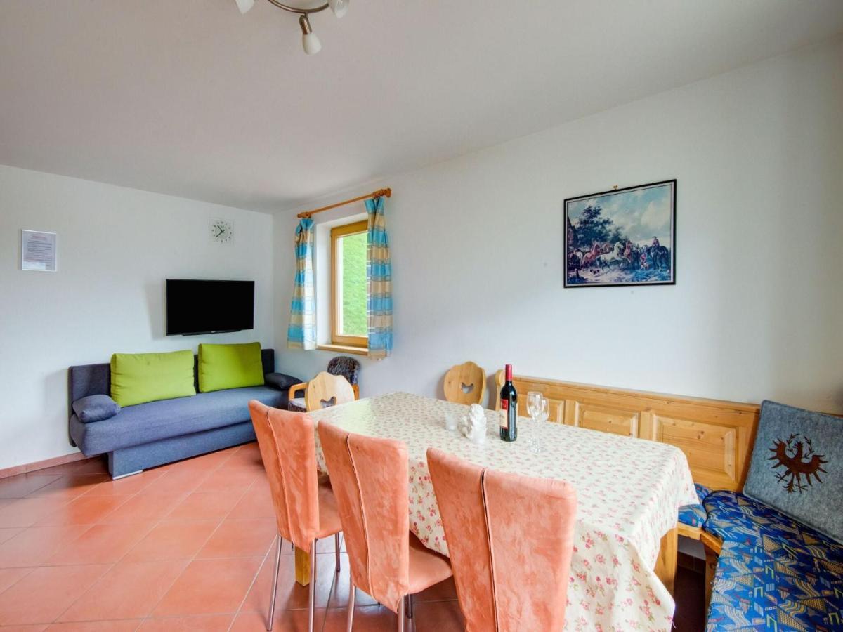 Scenic Apartment In Tirol With Garden Kaltenbach Eksteriør bilde