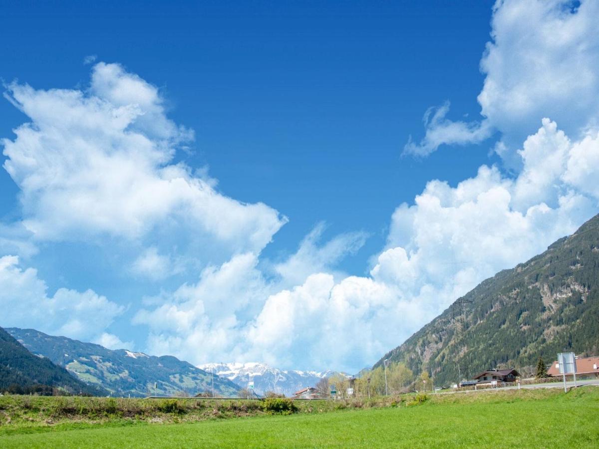Scenic Apartment In Tirol With Garden Kaltenbach Eksteriør bilde